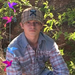 Meet your Posher, Dakota james